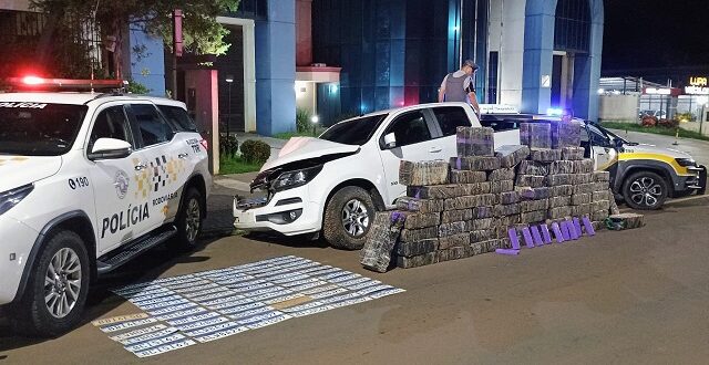 A406 – Motorista é preso com uma tonelada e 200 kg de maconha e dezenas de placas de veículos